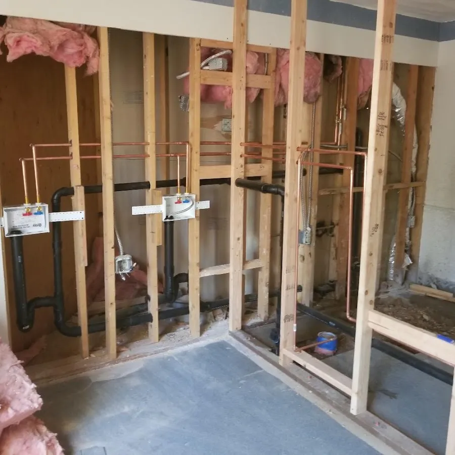Copper pipe rough-in and plumbing installation in Nashville